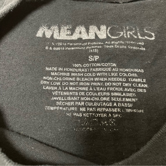 MEAN GIRLS PLASTICS BLACK T-SHIRT- Size Small - Picture 2 of 6